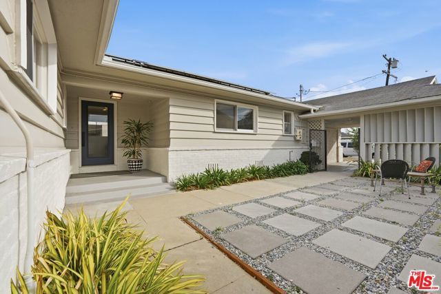 4203 W 141st Street, Hawthorne, CA 90250