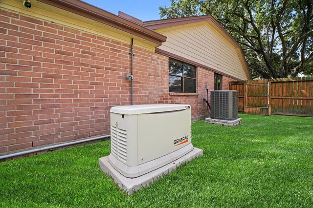 10038 Wayward Wind Lane, Houston, TX 77064