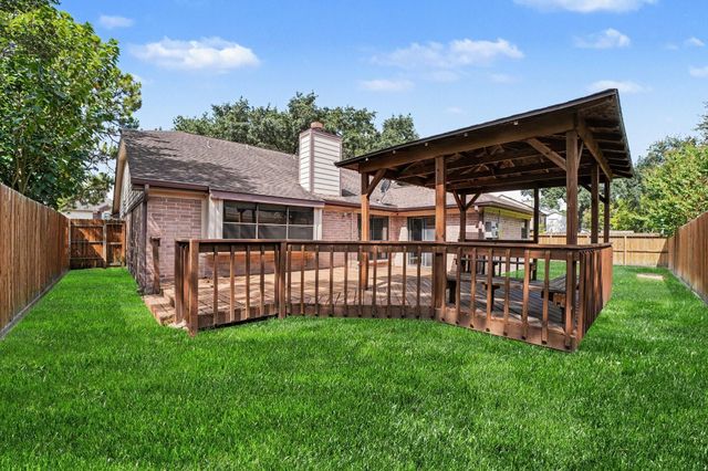 10038 Wayward Wind Lane, Houston, TX 77064