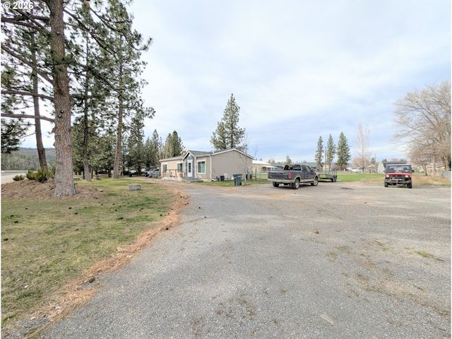 1840 CEDAR St, Elgin, OR 97827