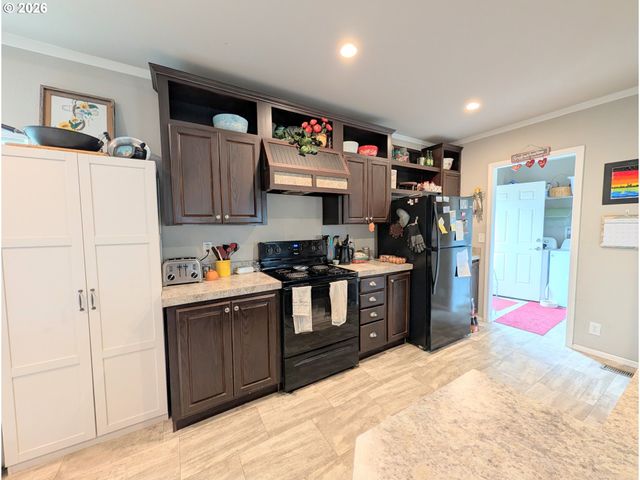 1840 CEDAR St, Elgin, OR 97827