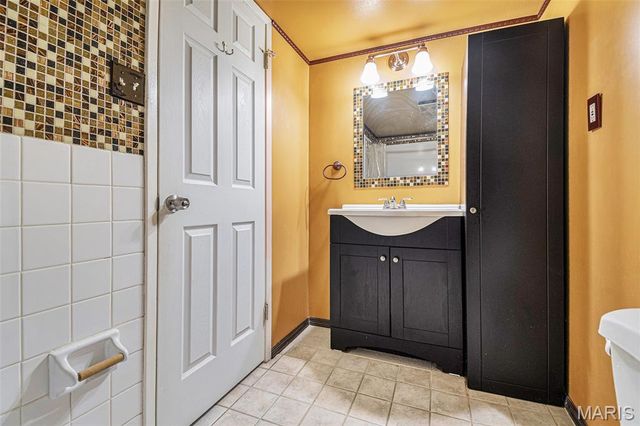 11951 Tesson Ferry Road D, St Louis, MO 63128