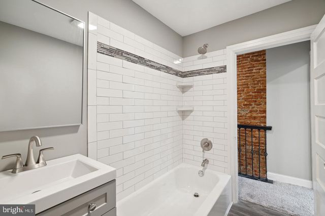 5426 WINDSOR AVENUE, Philadelphia, PA 19143