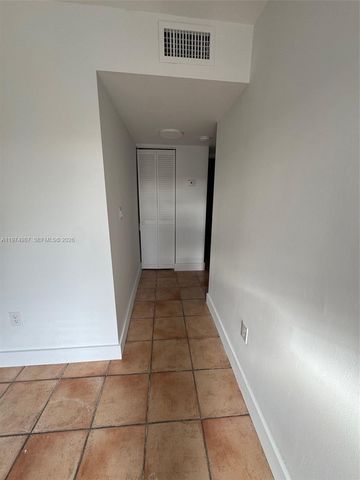 211 W 33rd St 2, Hialeah, FL 33012