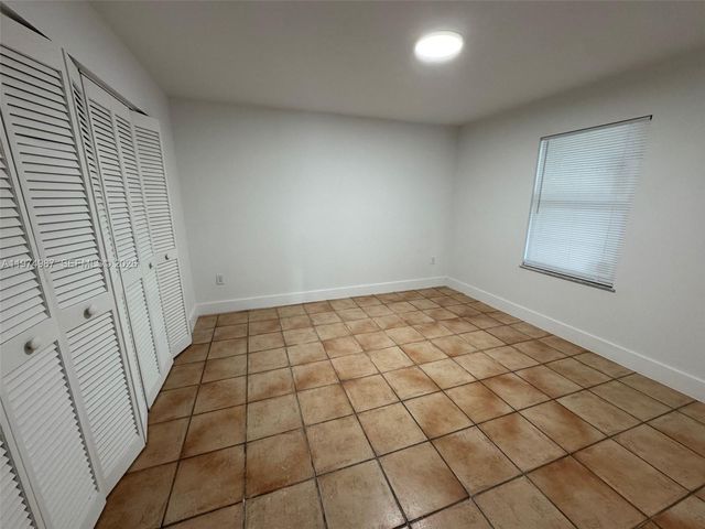 211 W 33rd St 2, Hialeah, FL 33012