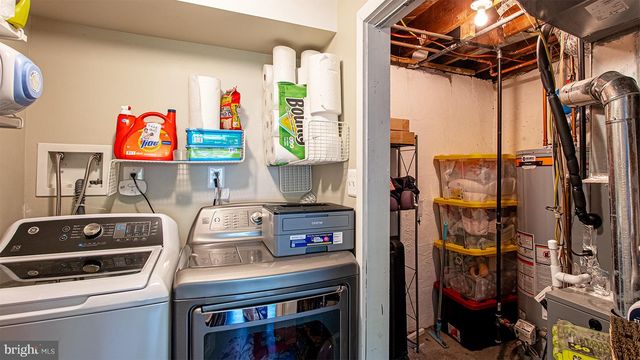 7703 POPLAR TREE LN, Falls Church, VA 22042