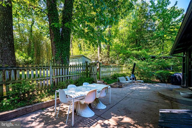 7703 POPLAR TREE LN, Falls Church, VA 22042