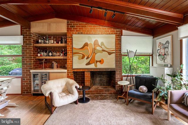 7703 POPLAR TREE LN, Falls Church, VA 22042