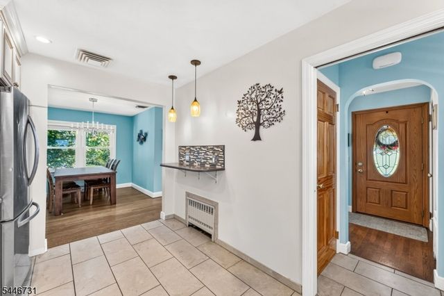 5 Gaston Ave, Raritan Boro, NJ 08869