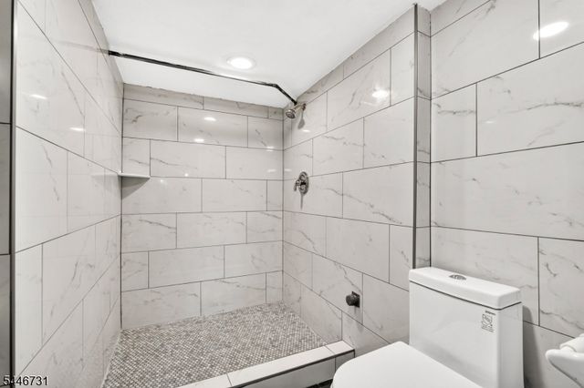 5 Gaston Ave, Raritan Boro, NJ 08869