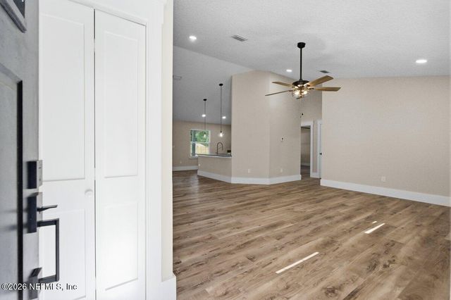 6093 TAYLOR Road, Jacksonville, FL 32234