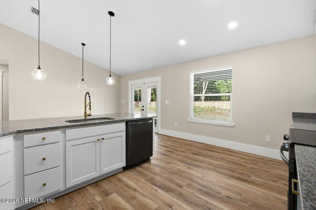 6093 TAYLOR Road, Jacksonville, FL 32234