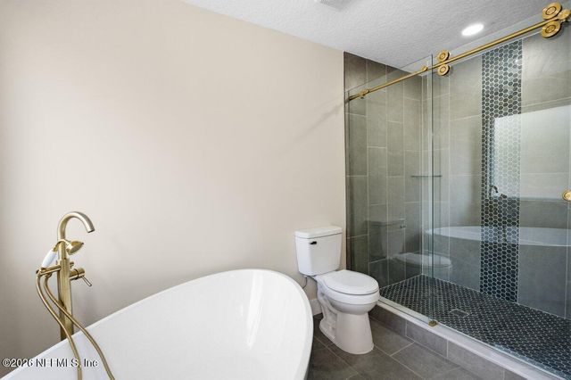 6093 TAYLOR Road, Jacksonville, FL 32234