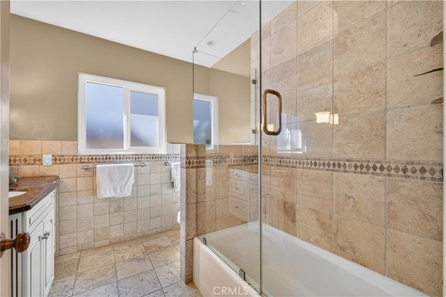 345 Park Avenue, Long Beach, CA 90814