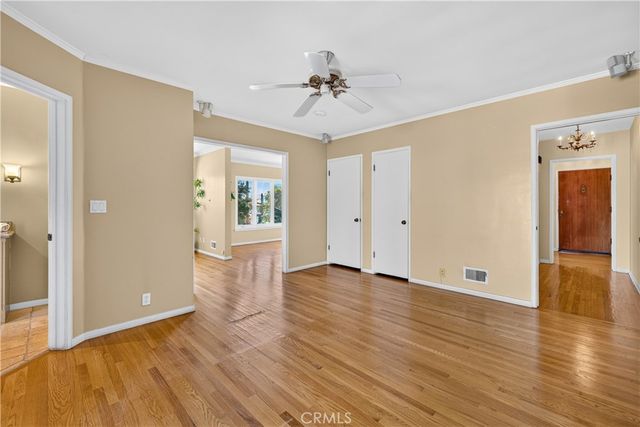 345 Park Avenue, Long Beach, CA 90814
