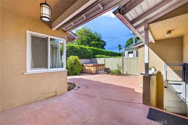 345 Park Avenue, Long Beach, CA 90814