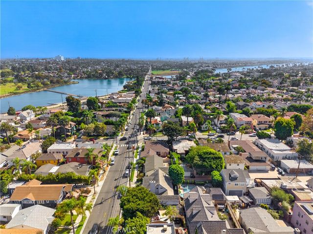 345 Park Avenue, Long Beach, CA 90814