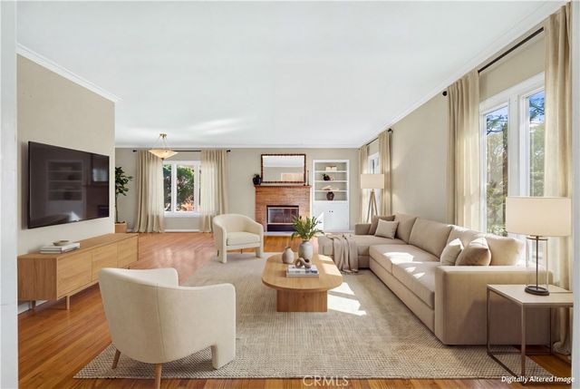345 Park Avenue, Long Beach, CA 90814
