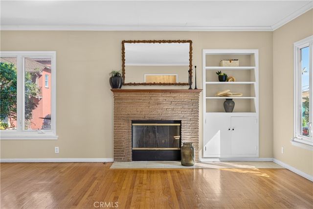 345 Park Avenue, Long Beach, CA 90814
