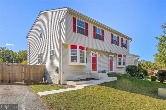 816 CENTRAL HILLS LN, Landover, MD 20785