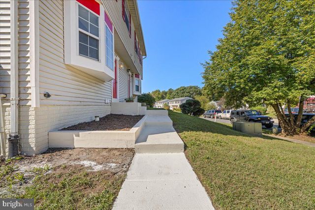 816 CENTRAL HILLS LN, Landover, MD 20785