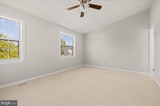 816 CENTRAL HILLS LN, Landover, MD 20785