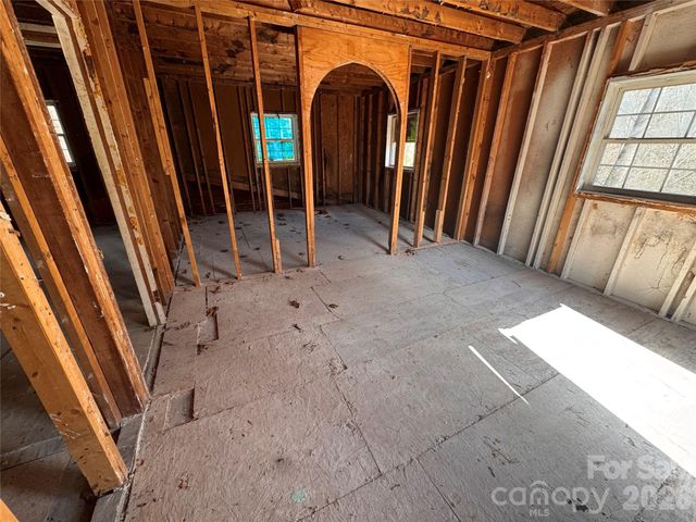 90 Scenic Hill Drive, Bryson City, NC 28713