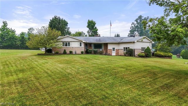 8060 Sigle Lane, Poland, OH 44514
