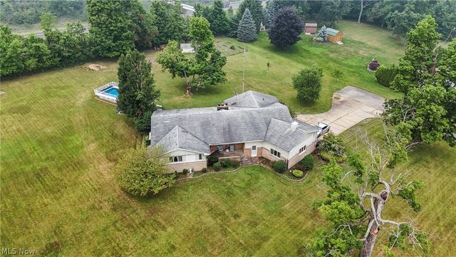8060 Sigle Lane, Poland, OH 44514