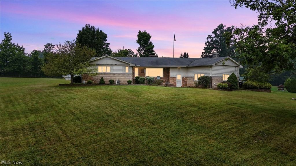 8060 Sigle Lane, Poland, OH 44514