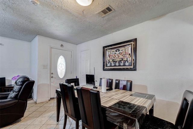 1607 Beusch Drive, Pasadena, TX 77502