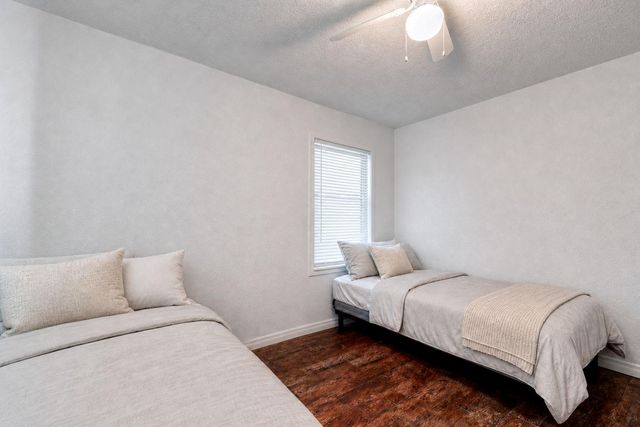 1607 Beusch Drive, Pasadena, TX 77502