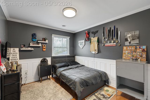 415 Leon Road, Walled Lake, MI 48390