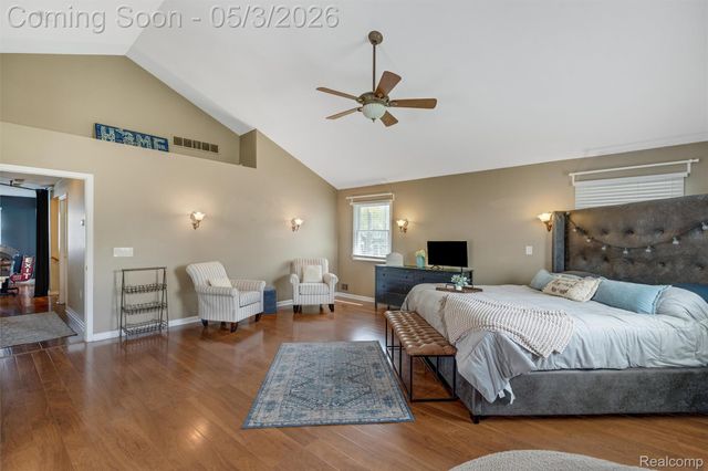 415 Leon Road, Walled Lake, MI 48390