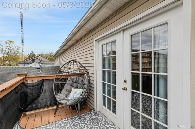 415 Leon Road, Walled Lake, MI 48390