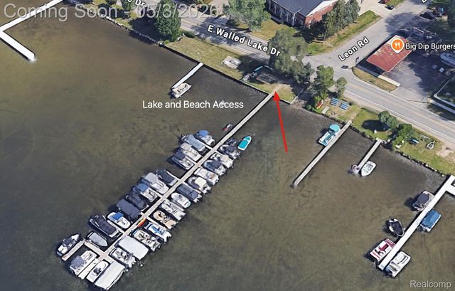 415 Leon Road, Walled Lake, MI 48390