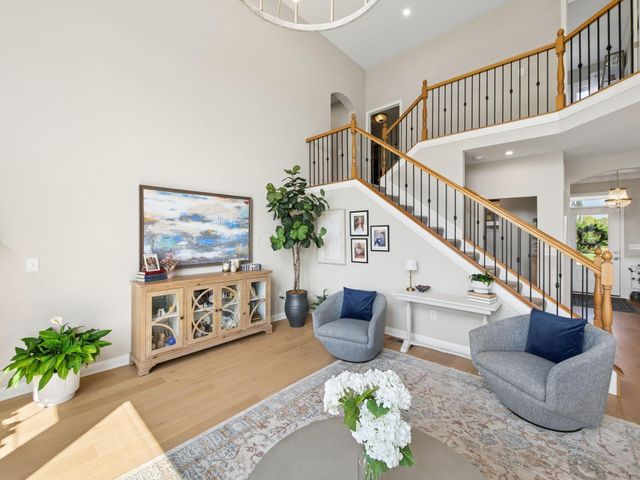 11607 Poppyseed Drive, Plain City, OH 43064