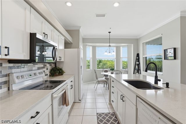 8600 Cedar Hammock CIR 1345, Naples, FL 34112