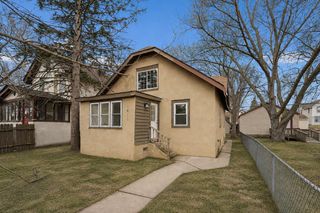 2811 Dupont Avenue N, Minneapolis, MN 55411