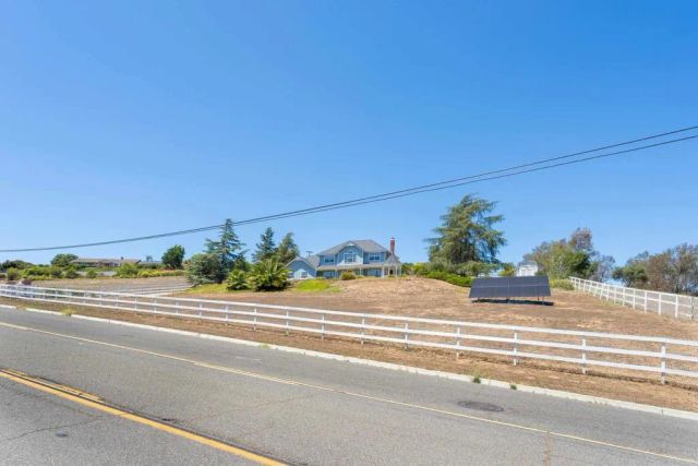 1826 Via Monserate, Fallbrook, CA 92028