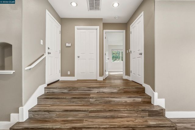 18357 Deer Hill Rd, Hidden Valley Lake, CA 95467