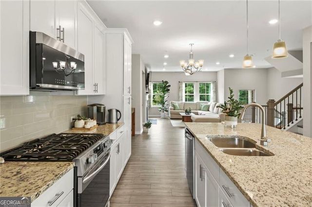 743 Brecklin Lane, Woodstock, GA 30188