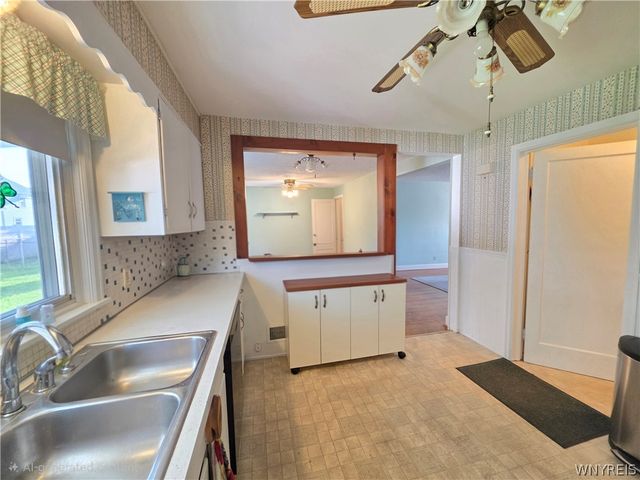 2939 Niagara Avenue, Niagara Falls, NY 14305