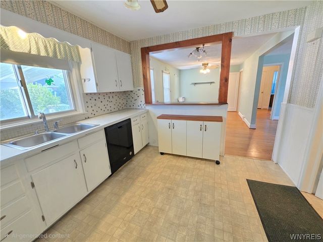 2939 Niagara Avenue, Niagara Falls, NY 14305