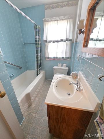 2939 Niagara Avenue, Niagara Falls, NY 14305