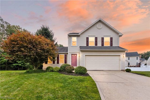 1910 Northgate Circle, Akron, OH 44320