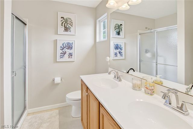 1910 Northgate Circle, Akron, OH 44320