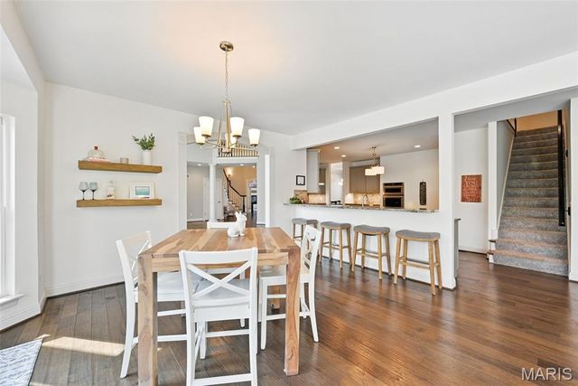 403 Chukker Valley, Ellisville, MO 63021