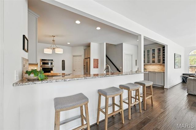 403 Chukker Valley, Ellisville, MO 63021