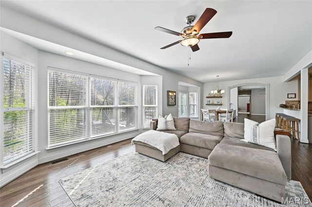 403 Chukker Valley, Ellisville, MO 63021